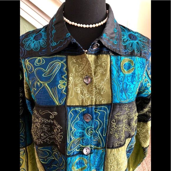 Beautiful silk jacket/ blouse (m) Laura Ashley - Picture 2 of 3